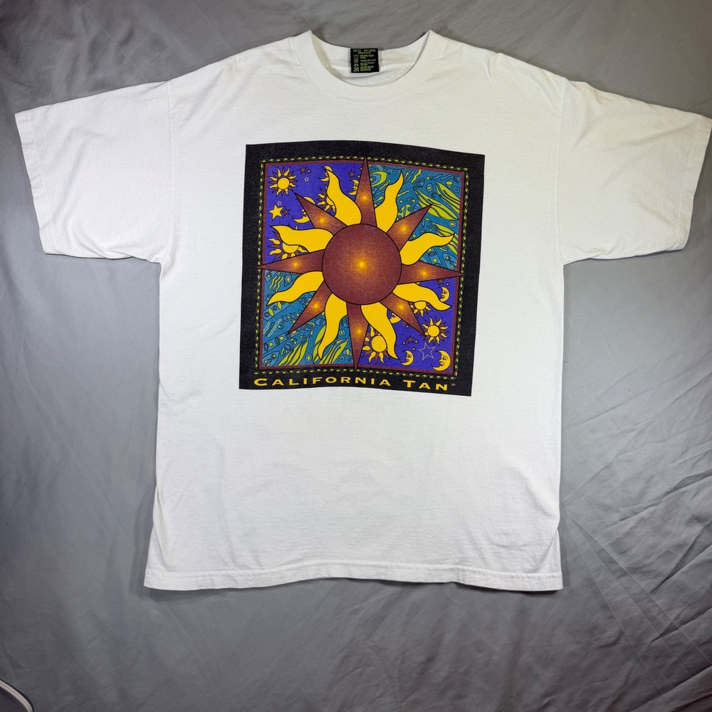 RARE Vintage‎ California Tan Celestial Graphic Tshirt Fairycore Whimsigoth